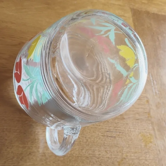 Vintage Hazel Atlas Ribbed Glass Pitcher with Red and Yellow Tulips and Ice Lip - Picture 4 of 7